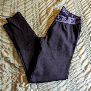 Black Gymshark leggings